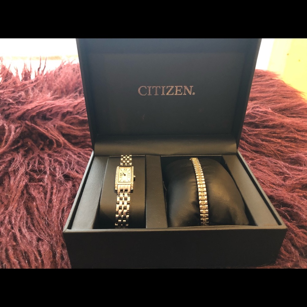 Citizen watch and bracelet